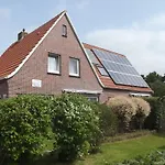 Mit Garten Und Terrasse By Interhome Feriehus