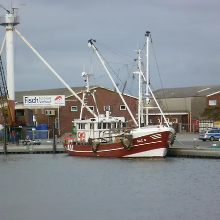Mit Garten Und Terrasse By Interhome Nesse